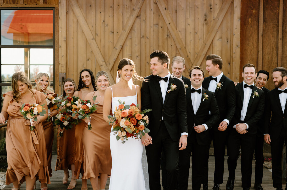 october_fall_trezzi_farm_winery_greenbluff_spokane_washington_wedding_04