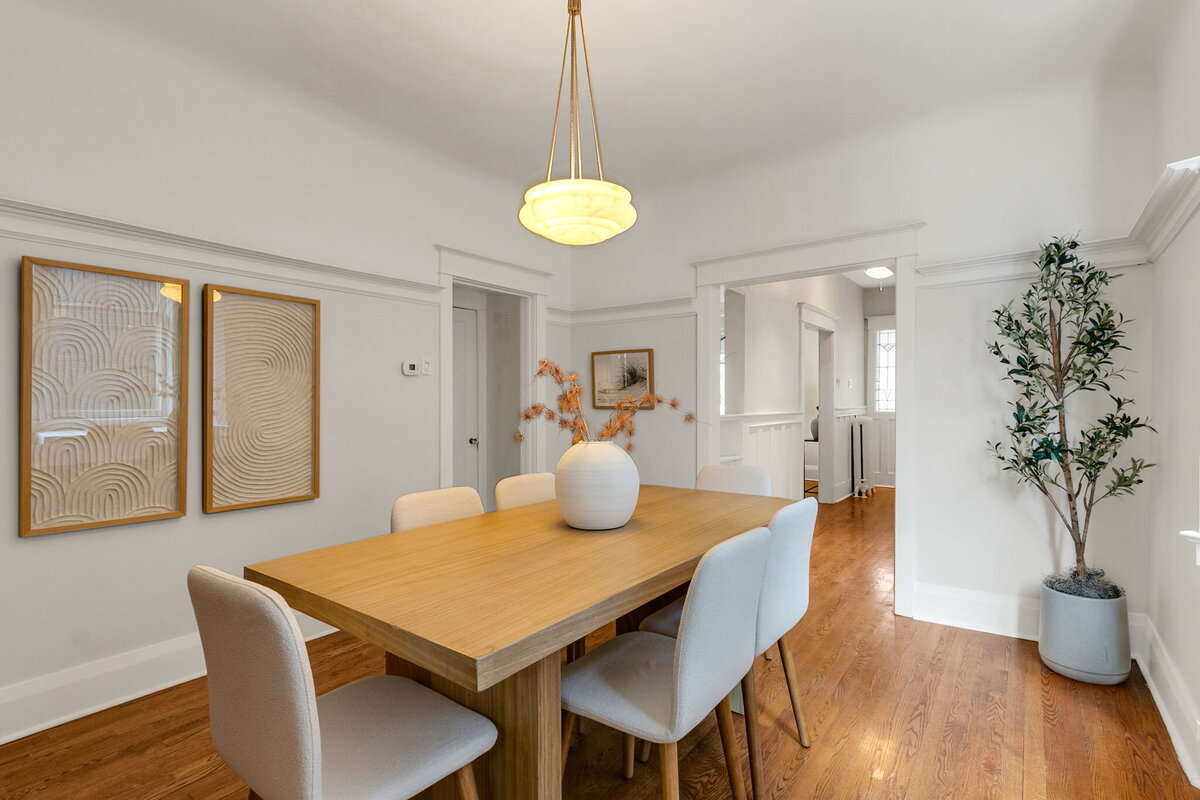 16-web-or-mls-12_005_Dining Room