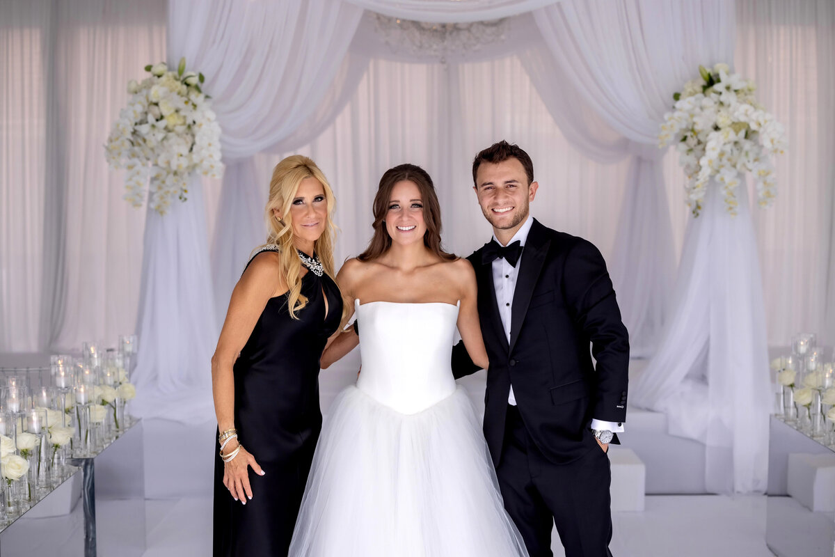 389_thecouple_Bob&DawnDavisPhotography