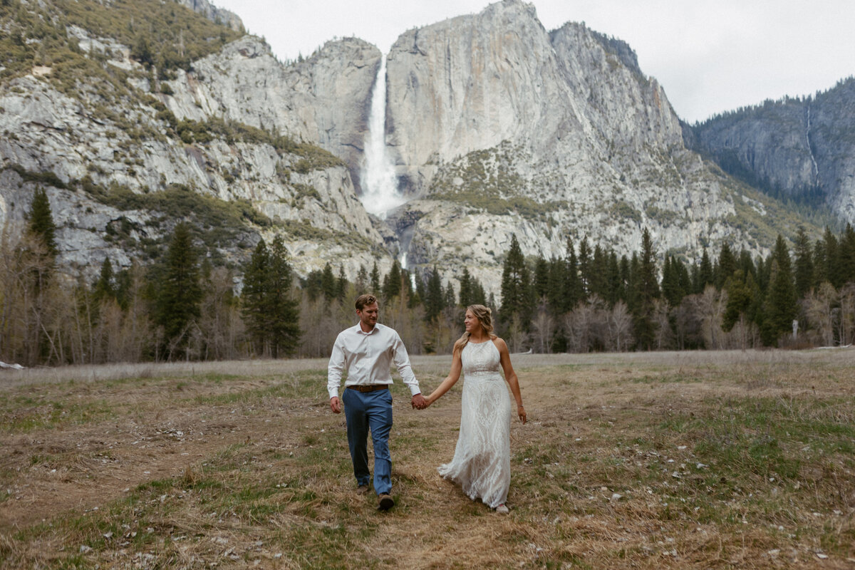 Desert Born Studios - Yosemite- Elopement_-24