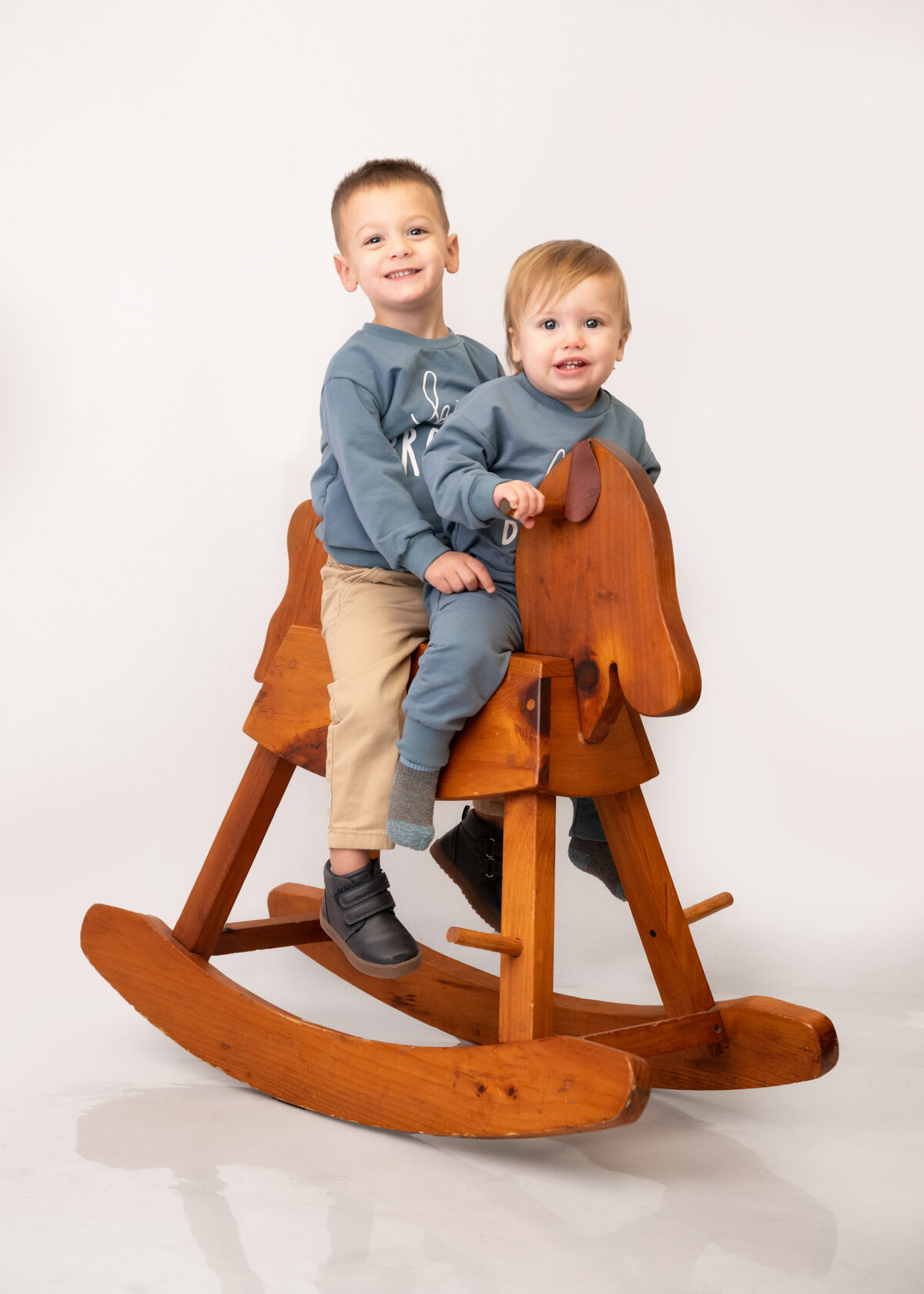 Childrens-Portraits-Smash-Cake-Wallingford-CT-4