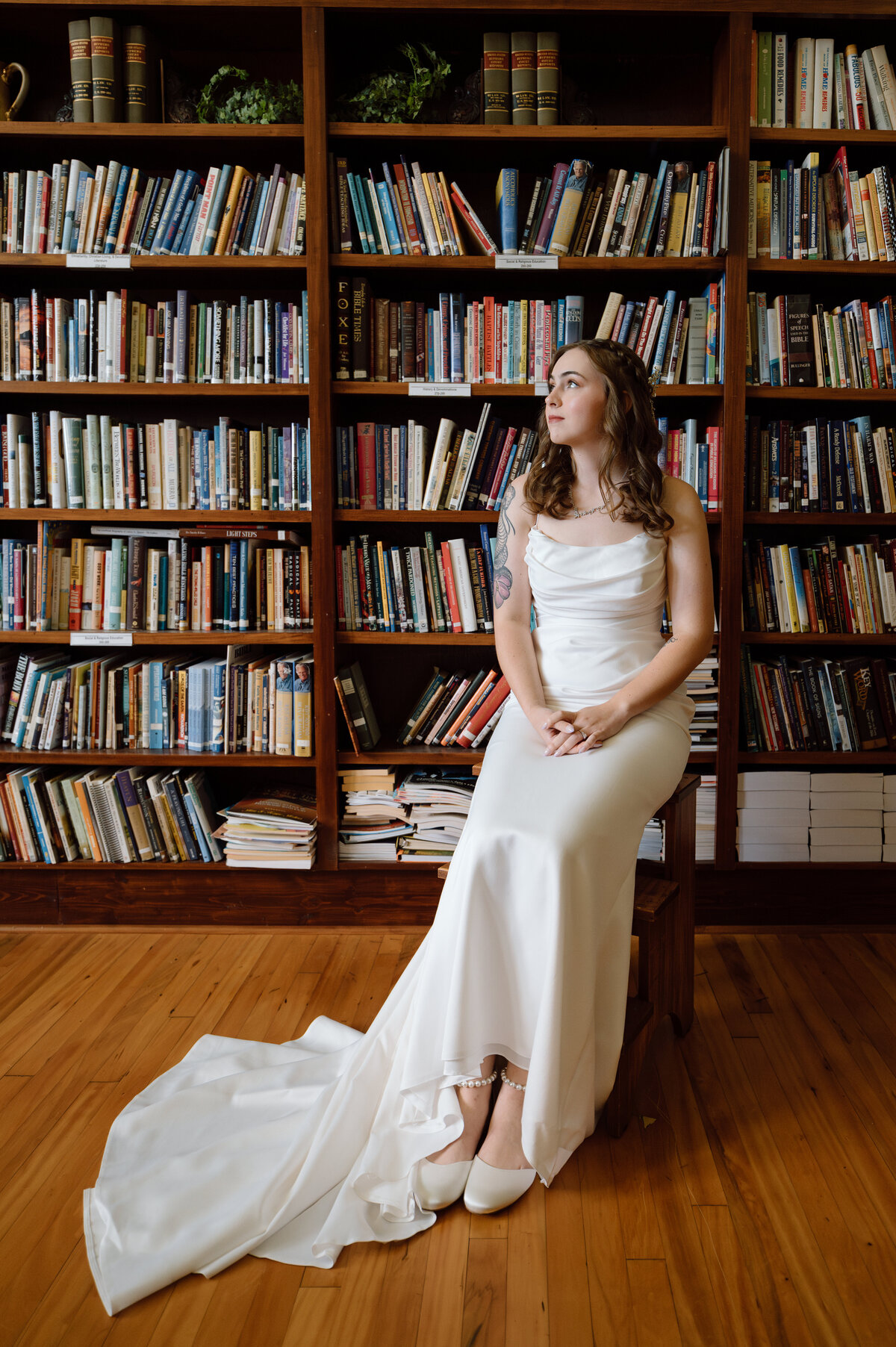 wedding portrait in library 