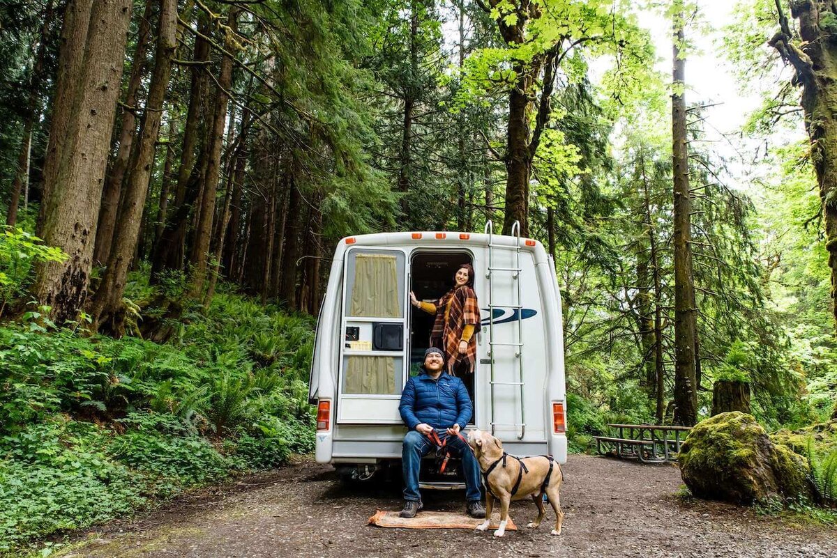 Seattle-Washington-Elopement Photographer_Family-RV-Time