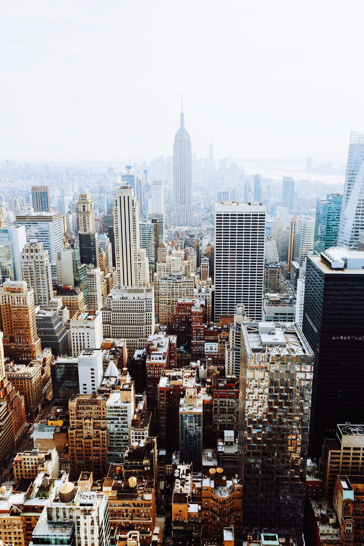 zach-miles-Y84-eo8drzk-unsplash