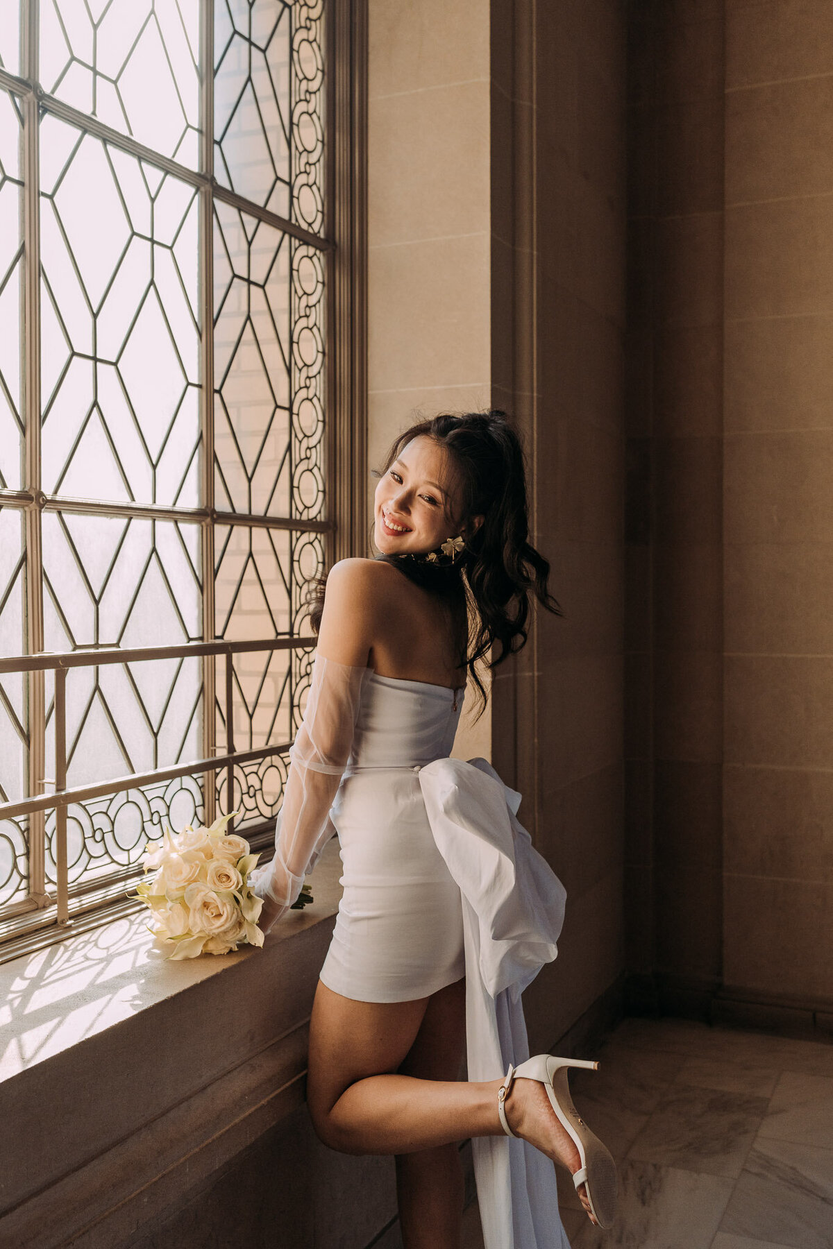 Joyce Li Photography Destination Wedding Elopement Engagement Lifestyle Portrait Photographer West Coast Seattle Washington California sfcityhallelopement-29