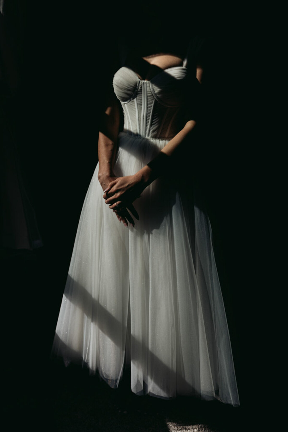 33Lucia-Lofts-Wedding-Photos-Lauren-Ashlely-Studios