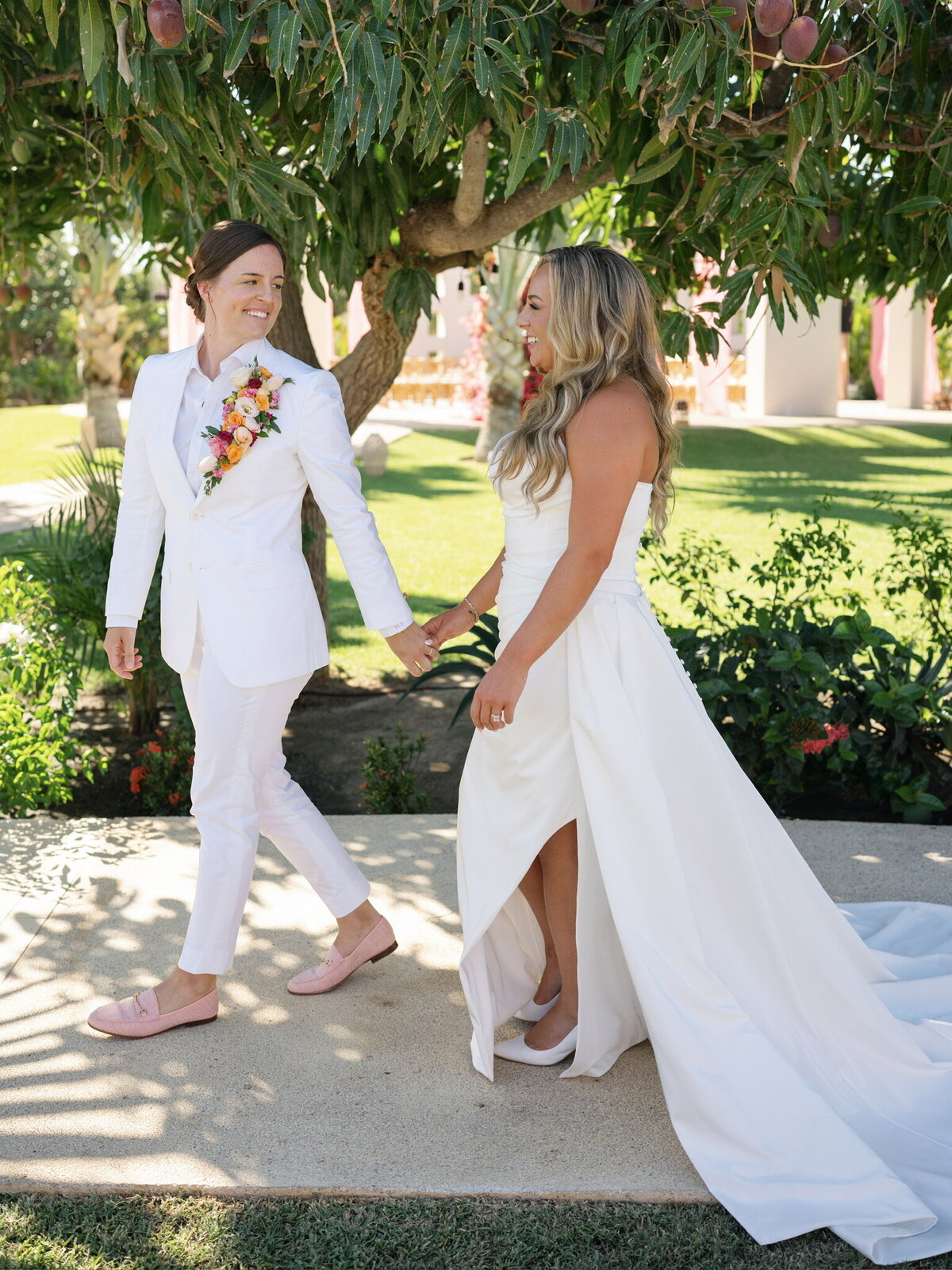 2 - Abbie and Katie - Married - Ash Baumgartner - Previews-35