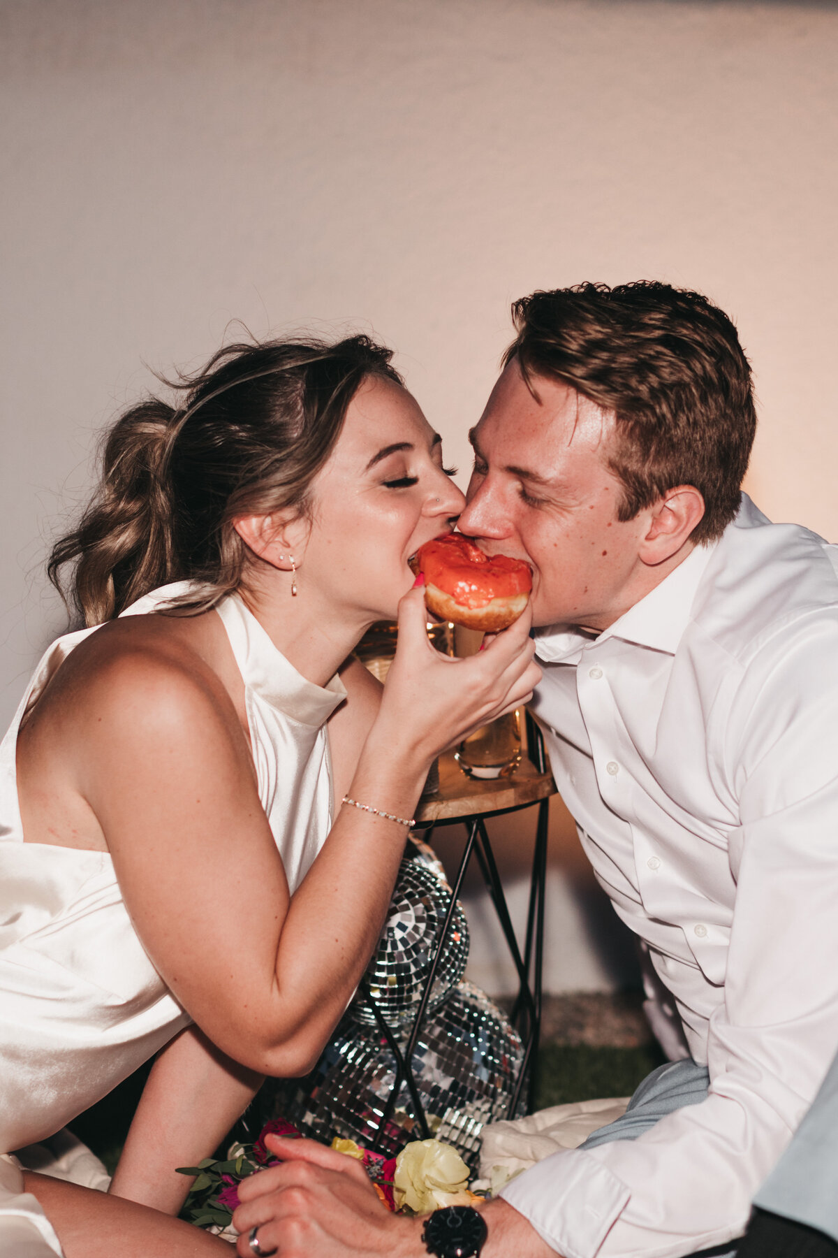 Palm Springs California elopement photographer and planner.  Specializing in all inclusive elopement packages. 