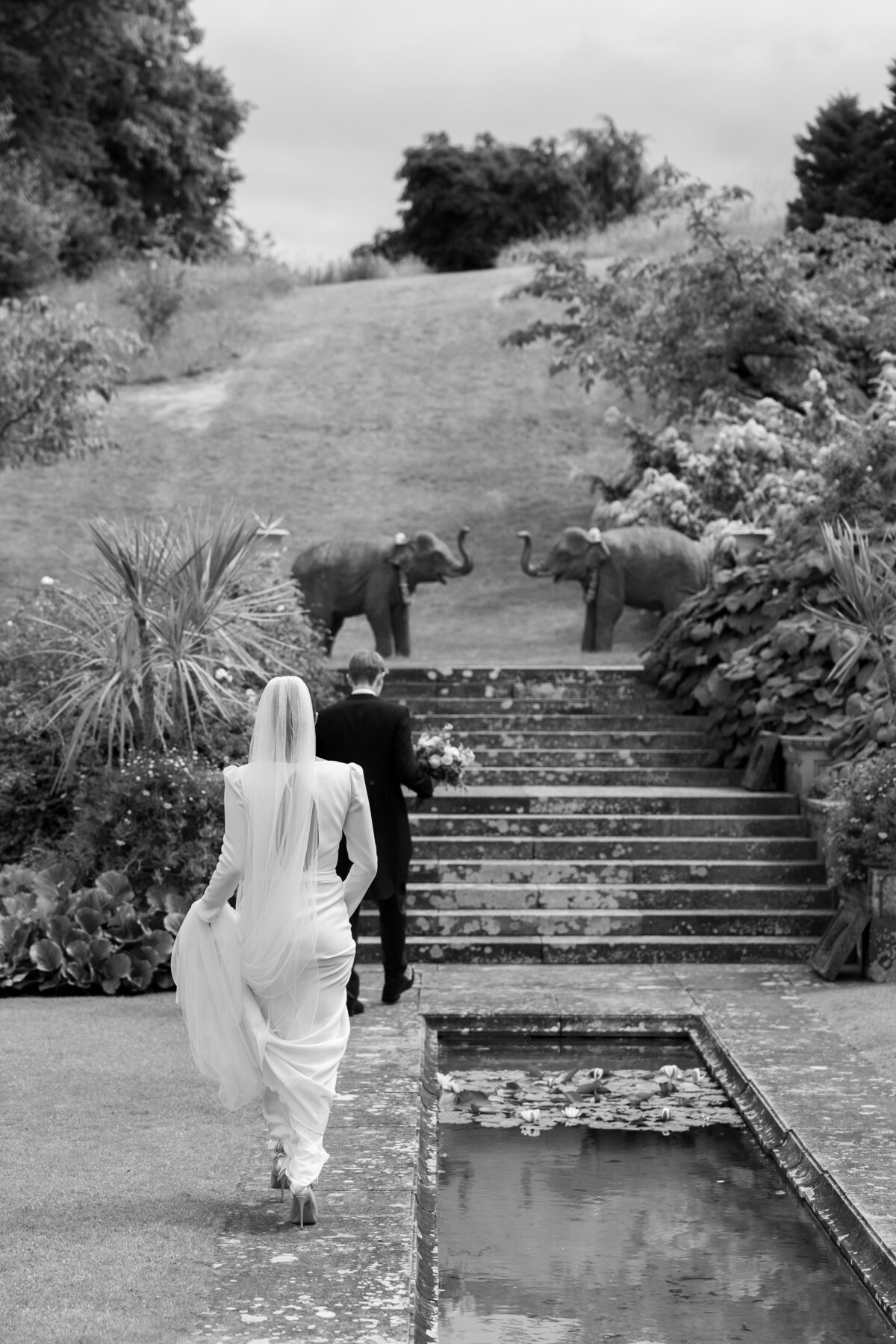Couple portraits at Sezincote wedding