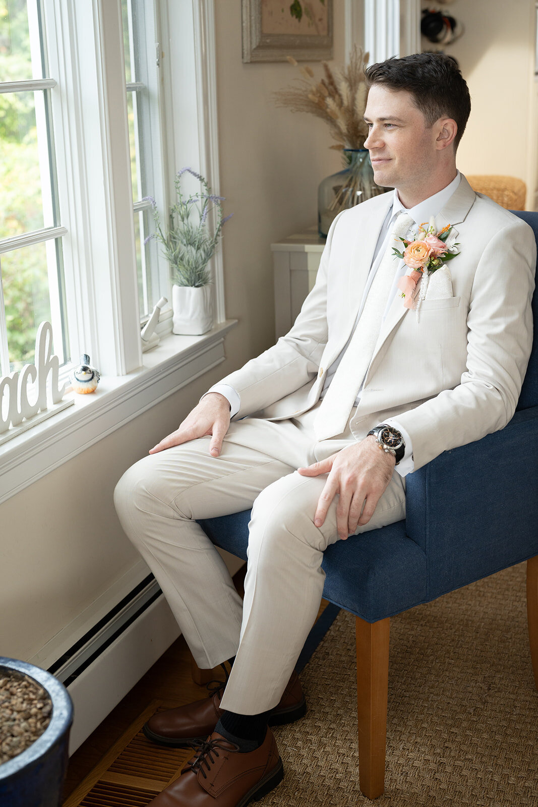 groom-getting-ready-cape-cod-wedding-2