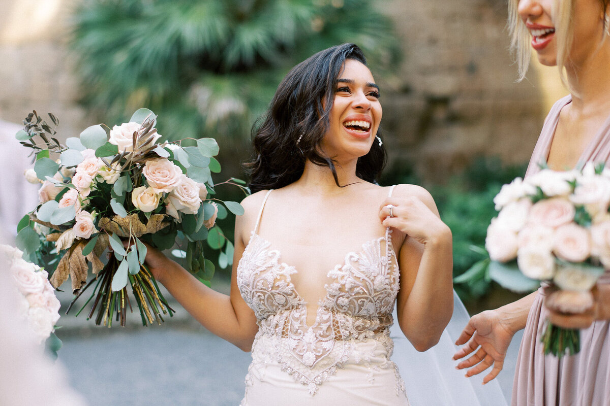 Maïlys Fortune Photography Husband Wife Wedding Weddings Photography France Switzerland Italy Timeless Dreamy Imagery Bilingual French English Destination Weddings Destination Wedding Provence French Riviera Paris Lake Como Tuscany93