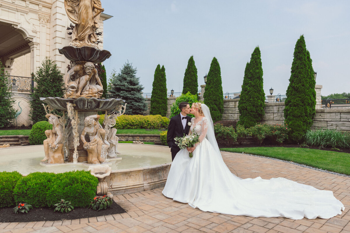 250613-Laura&Alex-Wedding-TheLegacyCastle-PomptonPlains-NJ-Previews-Web-83