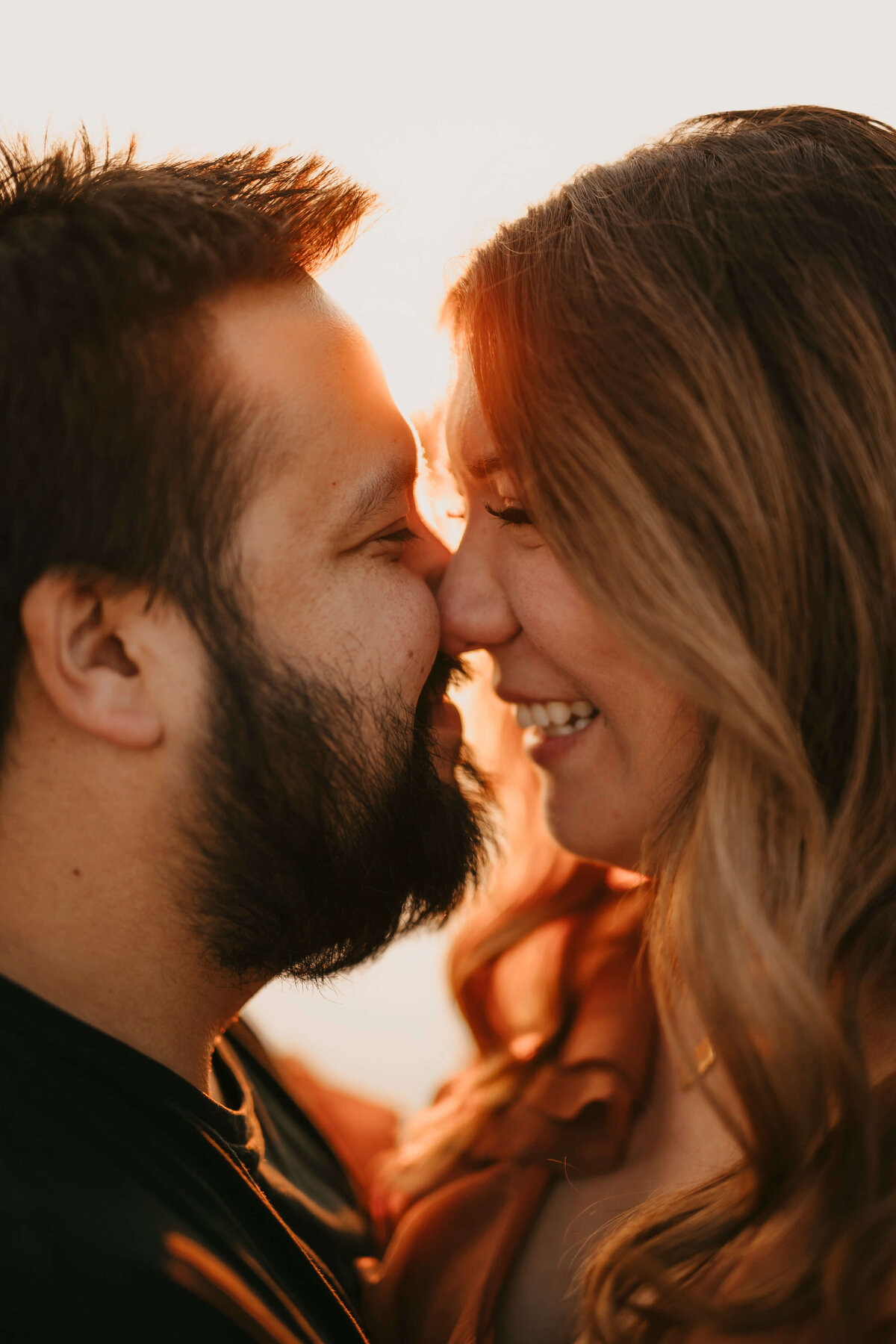 Summer-Engagment-Golden-Hour