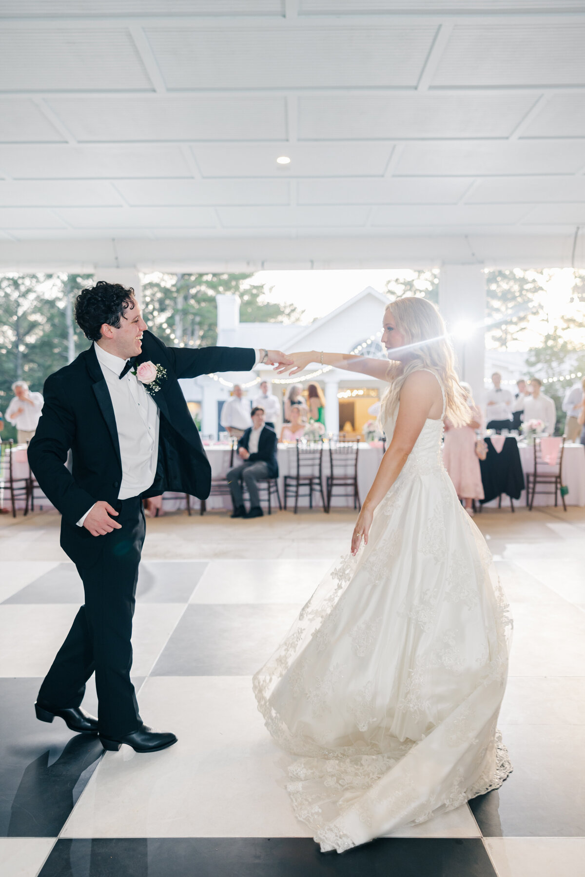 Witt House June Wedding | Lauren Elliott Photography | AmyBeth & Tommy Coutu Previews-180