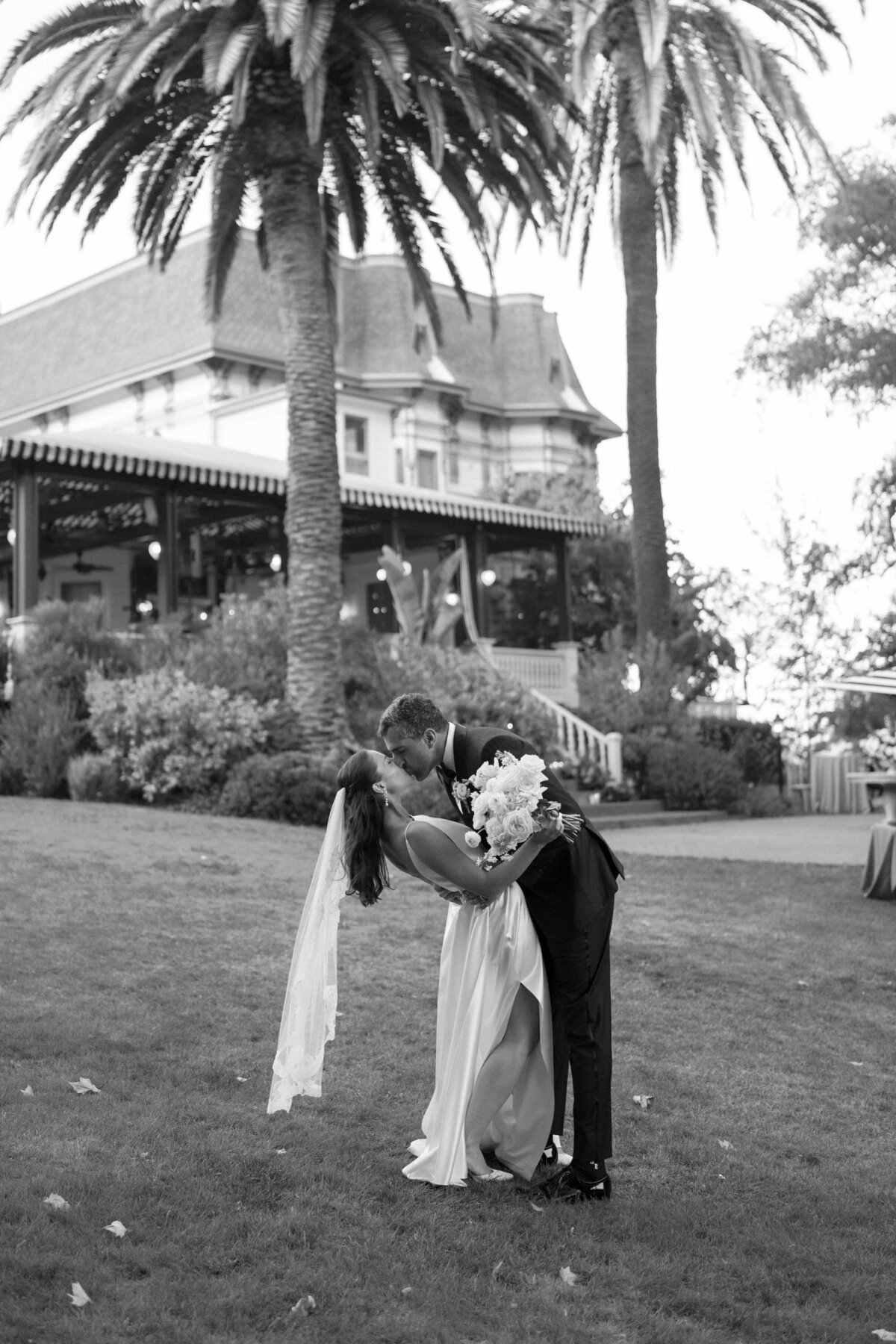 1WILLOWAND-BEN-WEDDING-PHOTOGRAPHER-NAPA-104