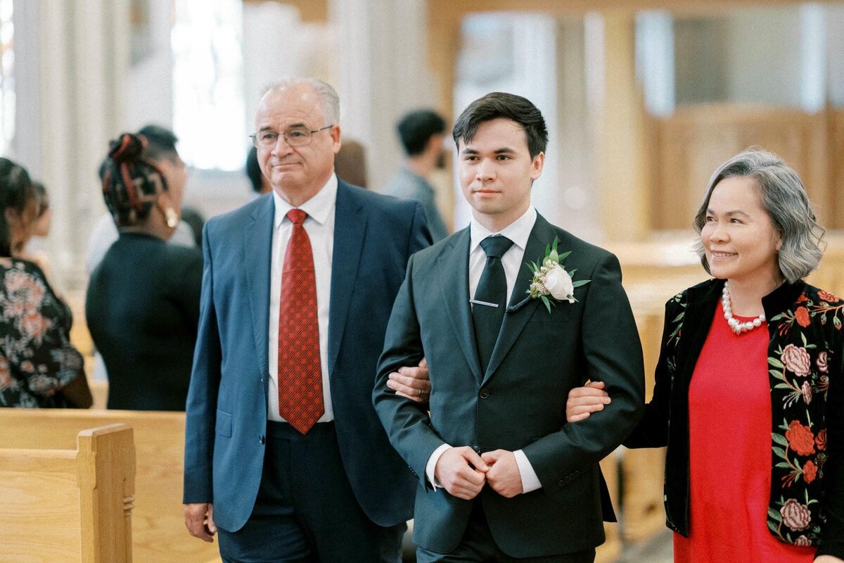 W10-Wedding-St-Michaels-Cathedral-Basilica-Jennifer-and-Anthony-2024-10-19-2500px-1065