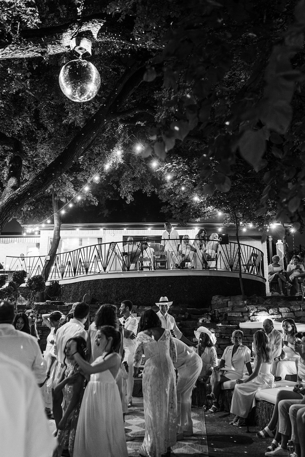 reTheBurrowWeddingPhotography-1154