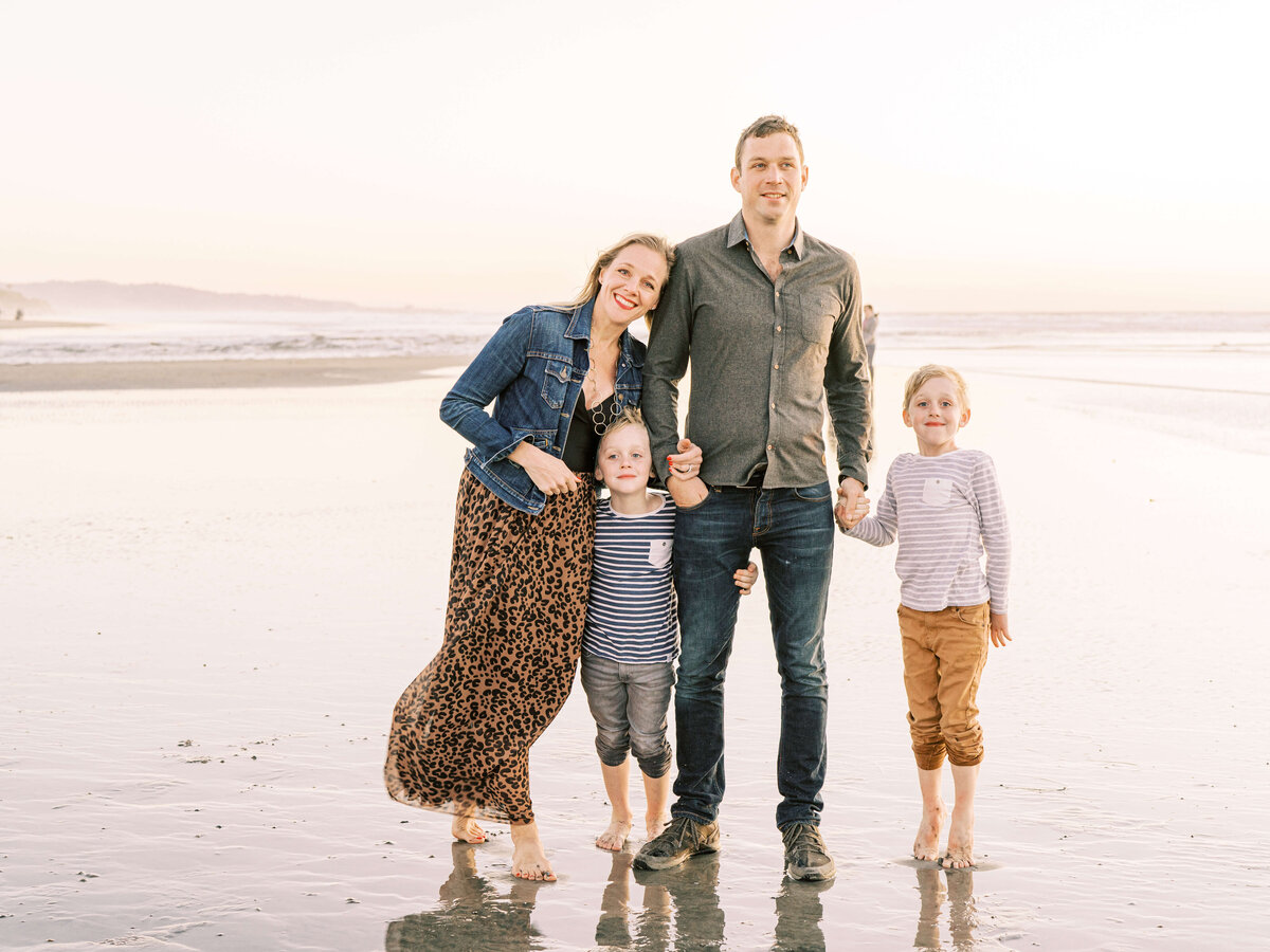 bayarea_family_photographer_cactus_garden_santacruz_beaches_Marelestrydom_MS_01575.jpg0939