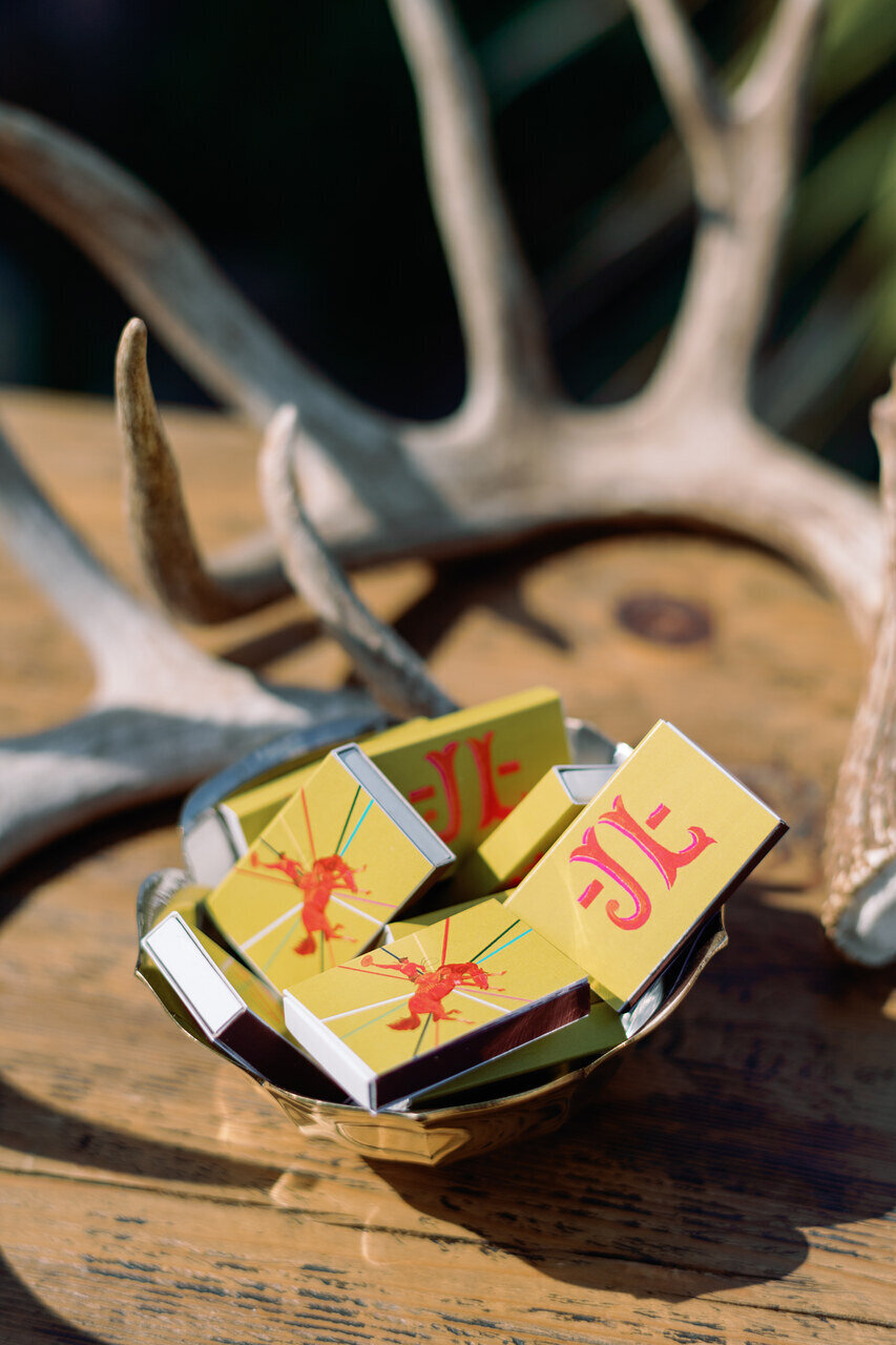 28-colorful-ranch-wedding-max-owens-design
