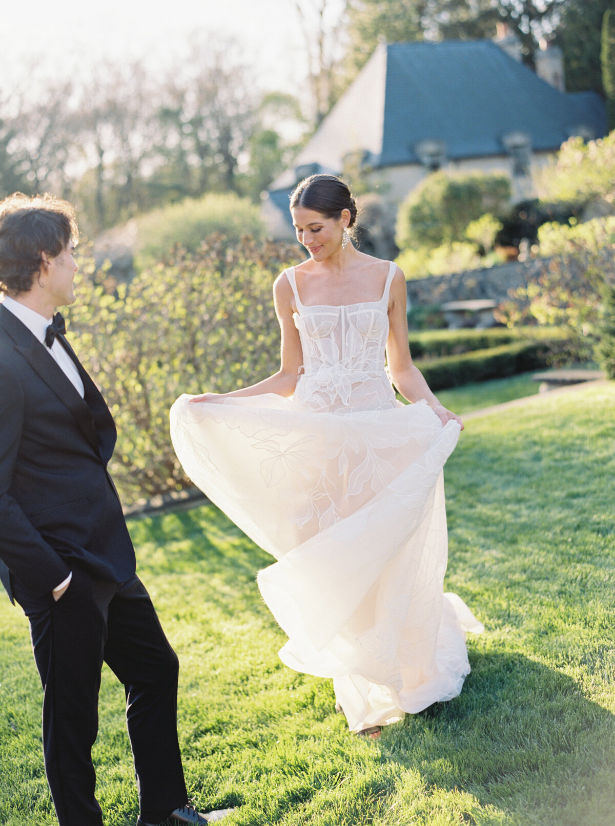 Greencrest-Manor-Michigan-Wedding-Ceremony-Outdoor2
