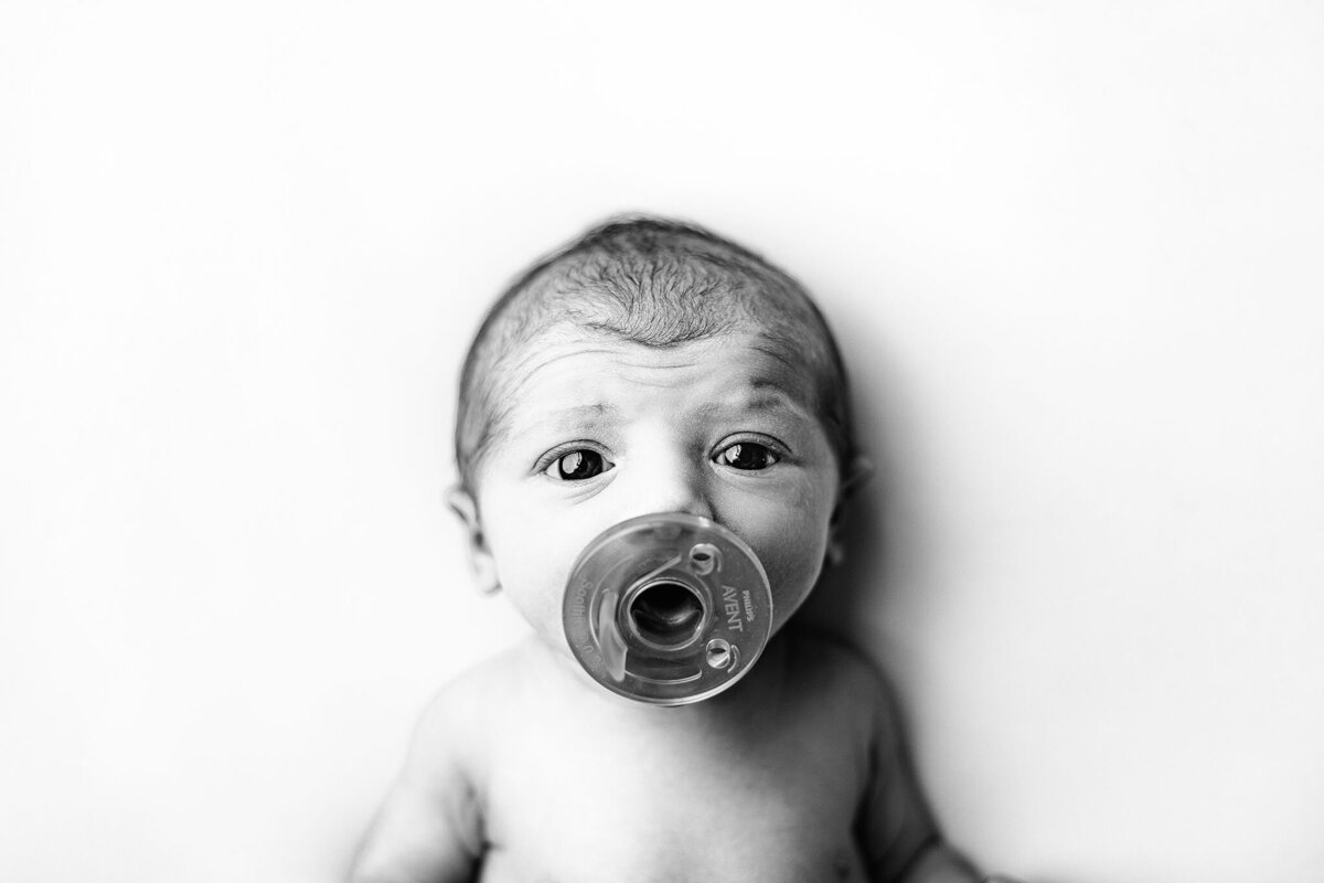 arielle_elizabeth_photography_newborn photographer, family photographer, baby photographer, milestones photographer, studio, near traverse city, near charlevoix, near petoskey, near gaylord, near harbor springs, michigan photographer_01376
