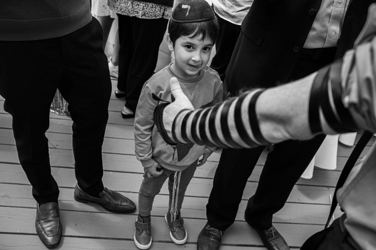 world's-best-Jewish-bat-mitzvah-photographer-kirsten-lewis-ak053