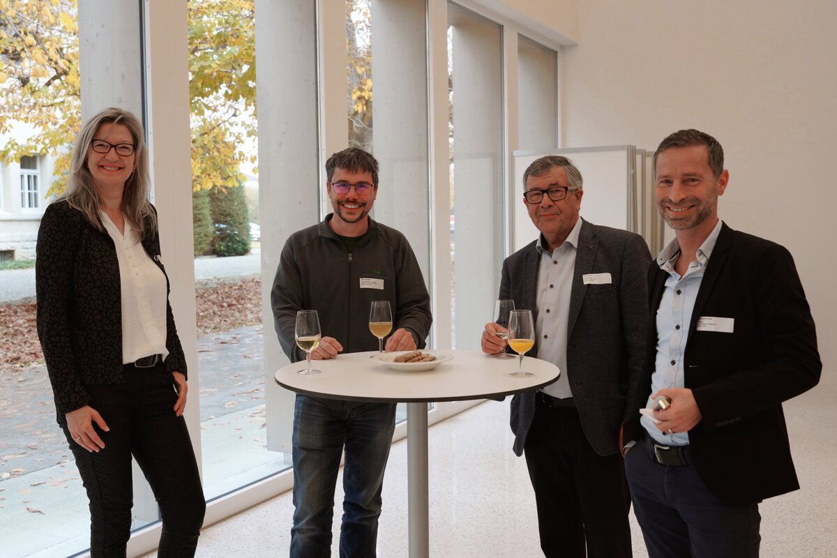 meralunastudio-werbeagentur-schweiz-zuerich-portfolio-jungunternehmerzentrum-flawil-martini-forum-2021 (11)