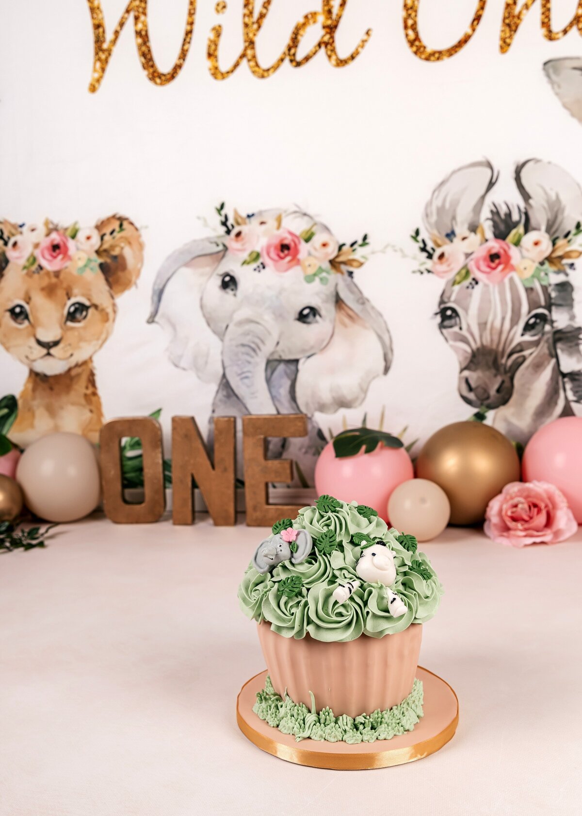 Jungle cupcake