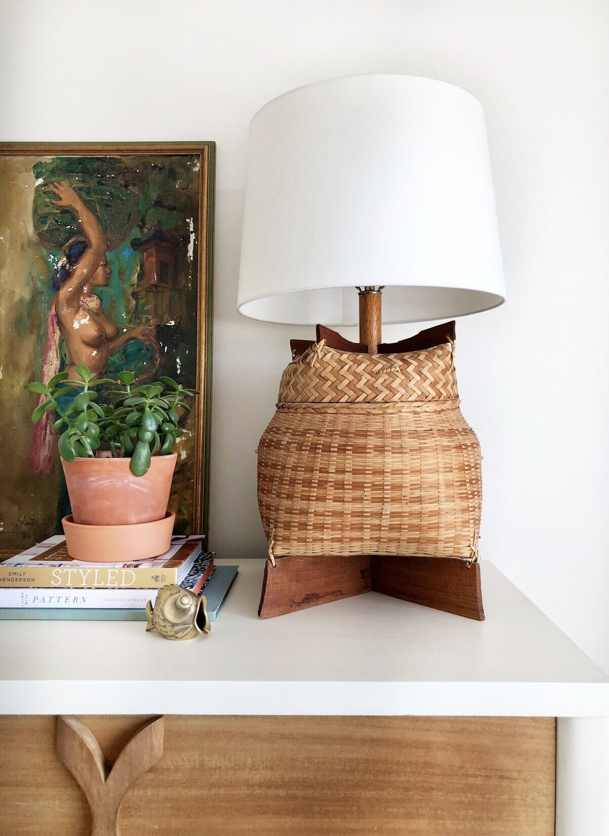 mid-century-dresser-with-woven-lamp