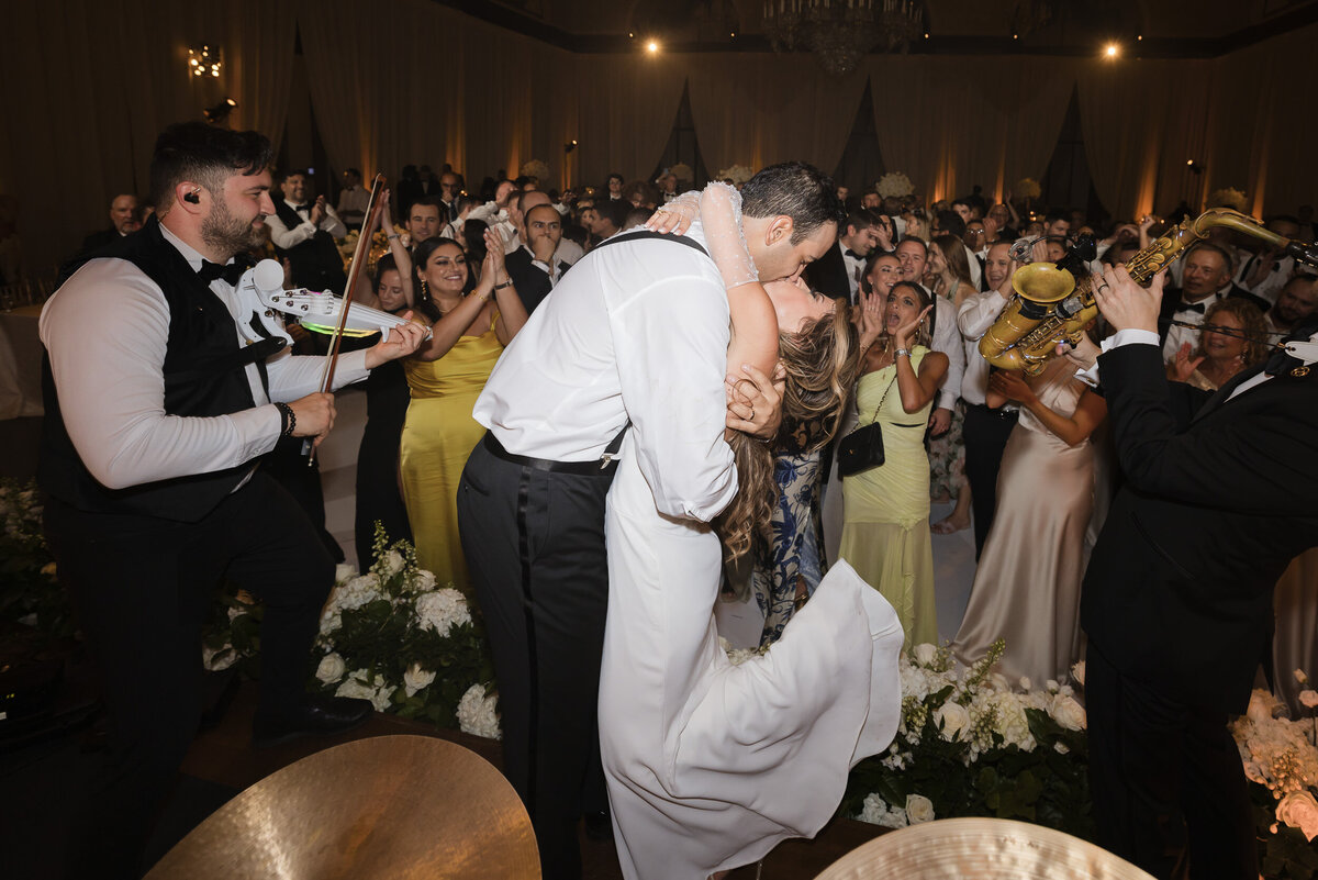 union-league-philadelphia-summer-wedding-234