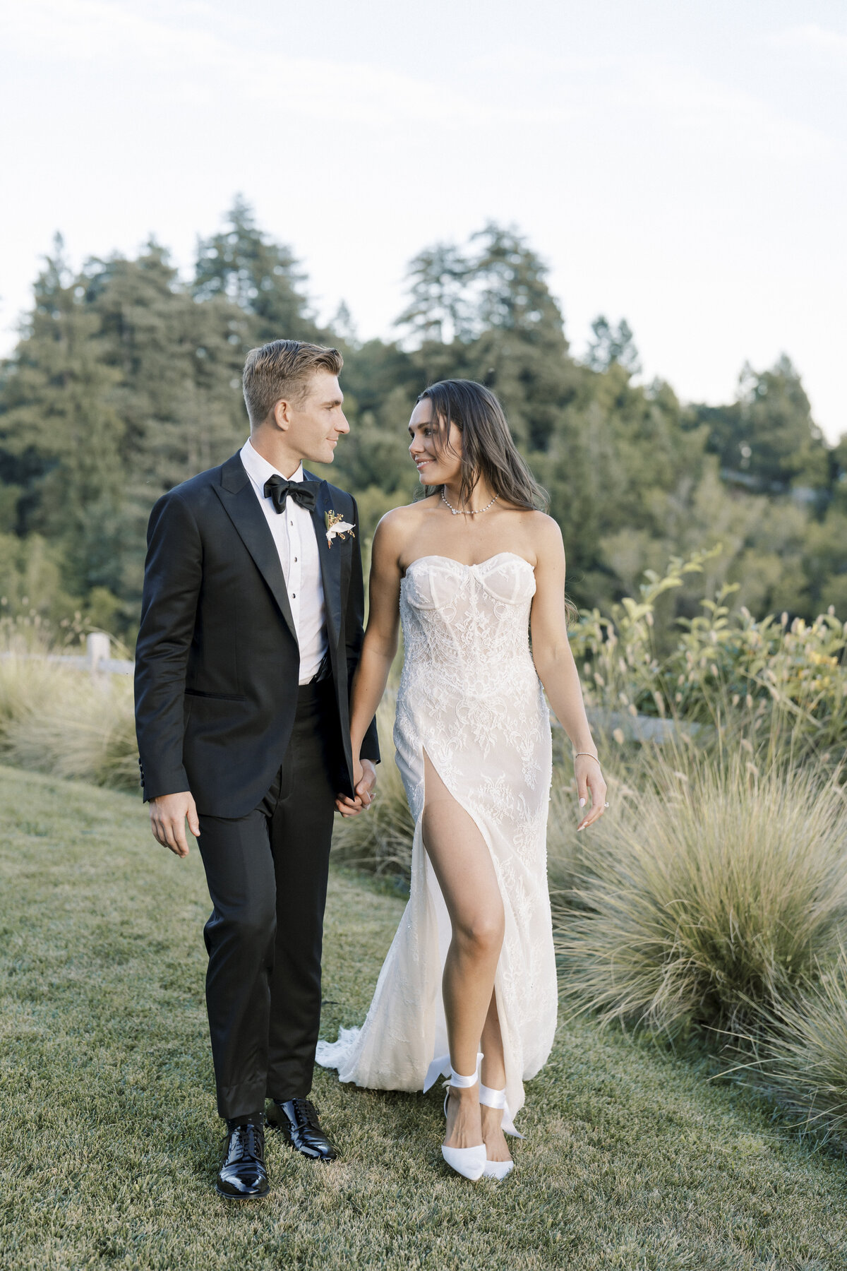 Ally&MishaWeddingSneaks-73