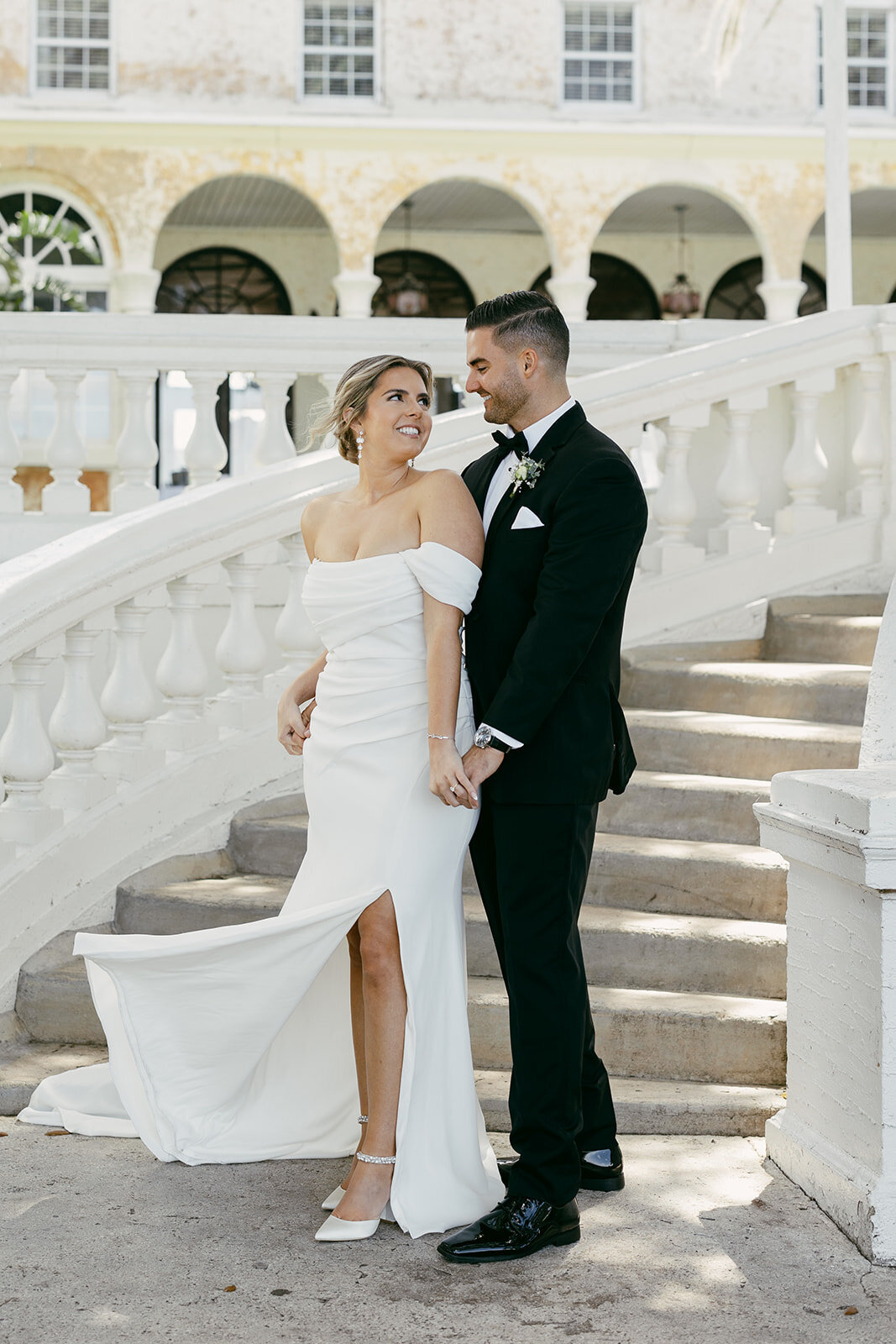 A&P_BRIDE_GROOM_PORTRAITS-19