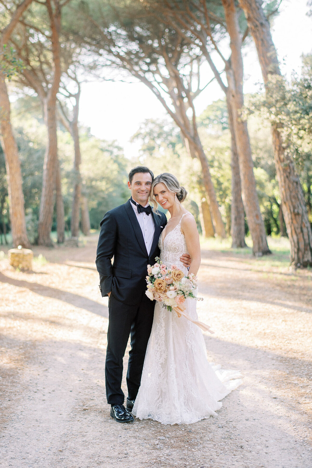 Maïlys Fortune Photography Husband Wife Wedding Weddings Photography France Switzerland Italy Timeless Dreamy Imagery Bilingual French English Destination Weddings Destination Wedding Provence French Riviera Paris Lake Como Tuscany83