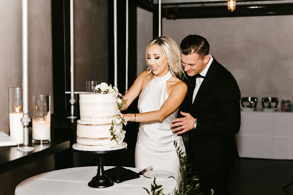 hangar-21-fullerton-wedding-planner55