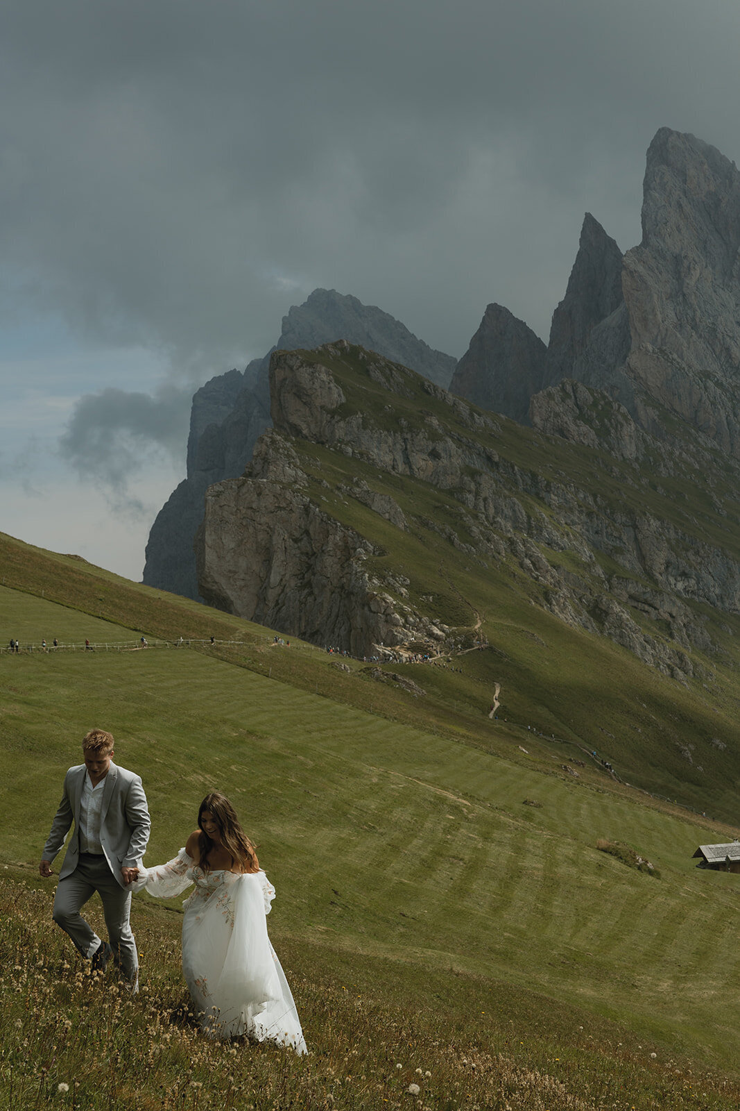 destination-wedding-elopement-photographer-italy-dolomites-seceda-documentary-tanya-davids-photo-film-13