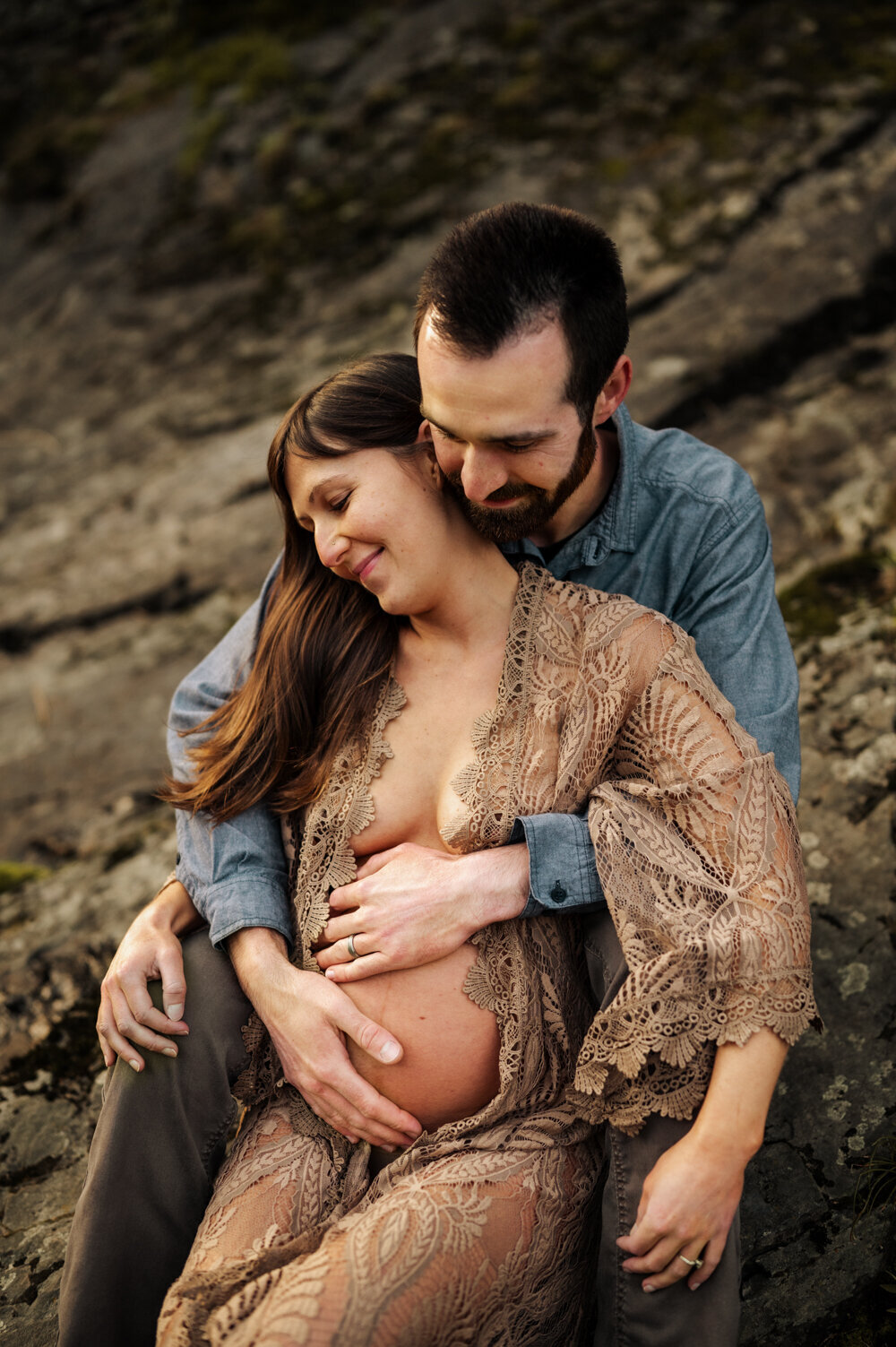 maternity session with a couple in Portland