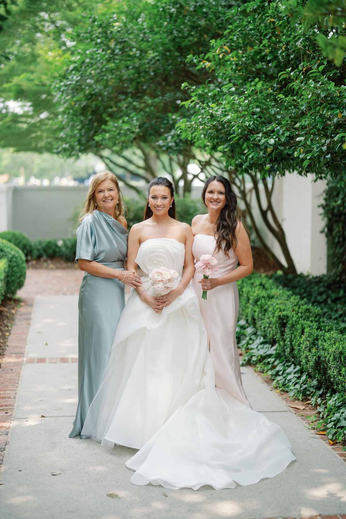CHARLOTTE WEDDING PHOTOGRAPHER - 00042