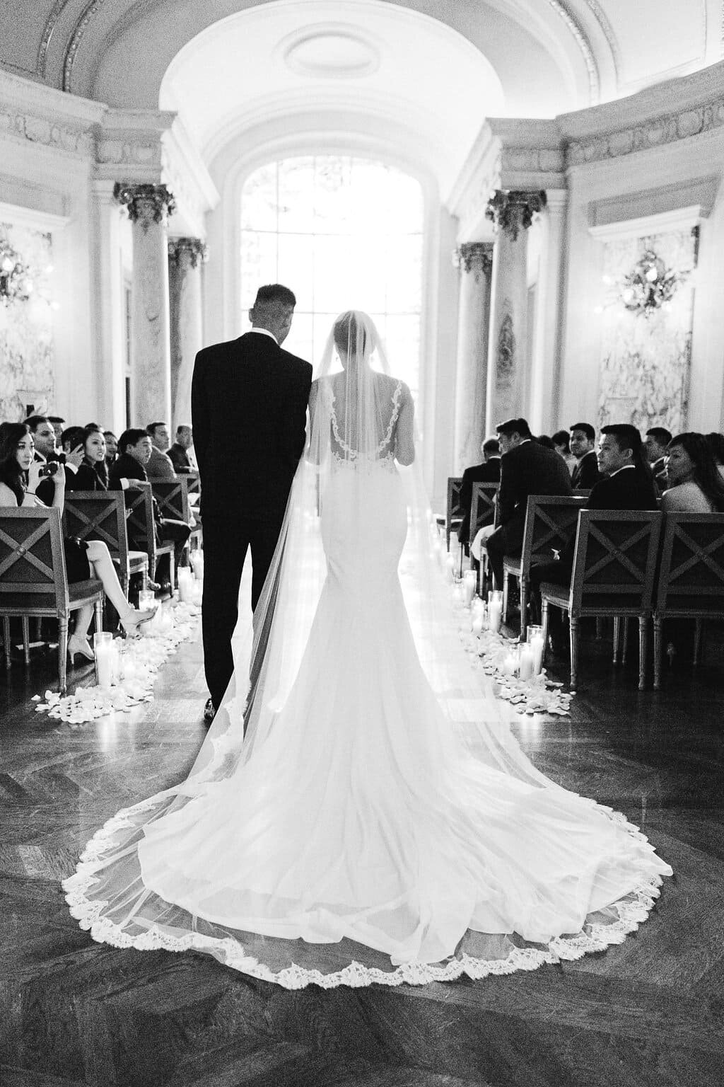 Bride-walking-up-aisle-shangri-la-Paris