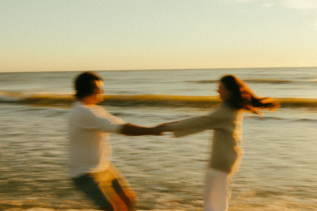 Brooke-John-Oasis-Beach-Honeymoon-Island-State-Park-engagement-session-maternity-session-couple-beach-Florida-sierra-does-photos-63