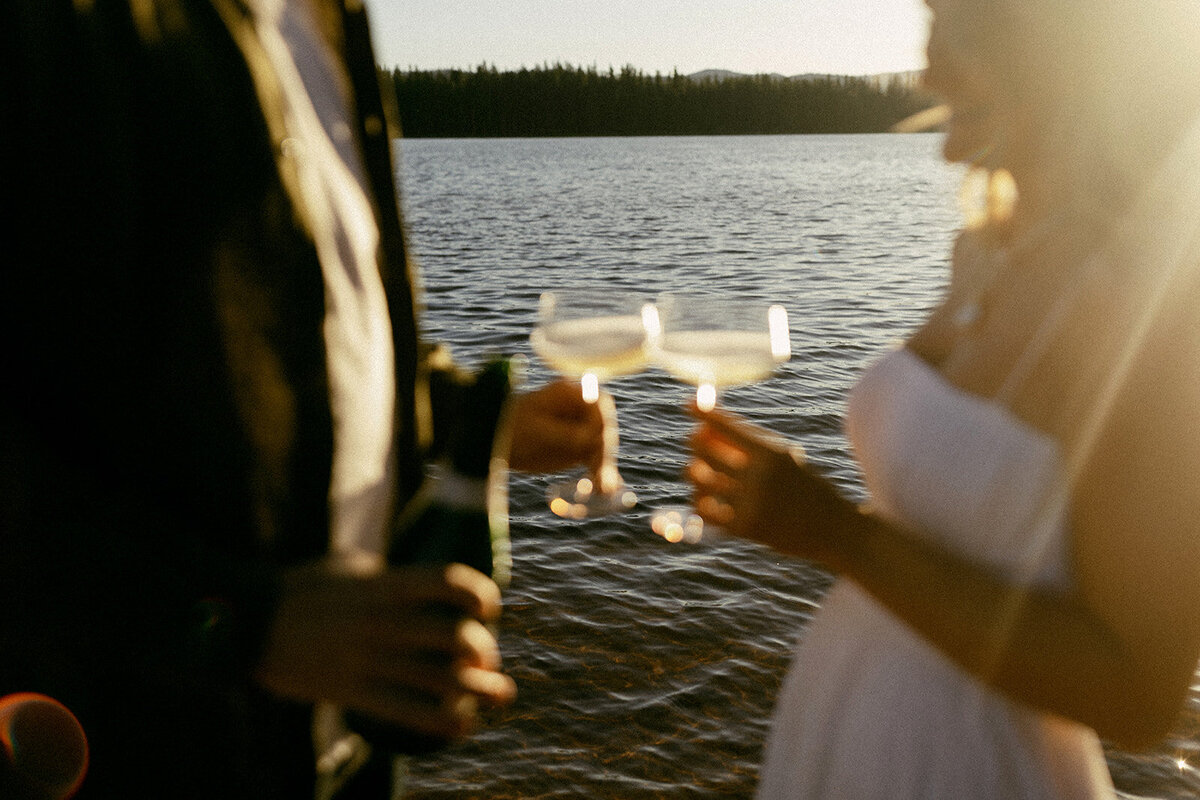 Couple Elopes in Glacier National Park