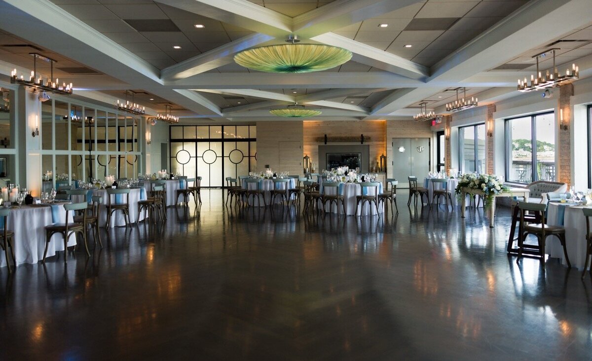 JaclynAustinOceanviewofNahantWeddingNewEnglandBostonWeddingPhotographerTruetoColorEditorial22025-19 Large