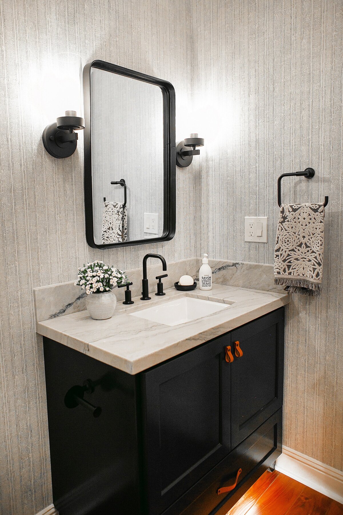 Interiors-By-Alison-Contemporart-Craftsman2