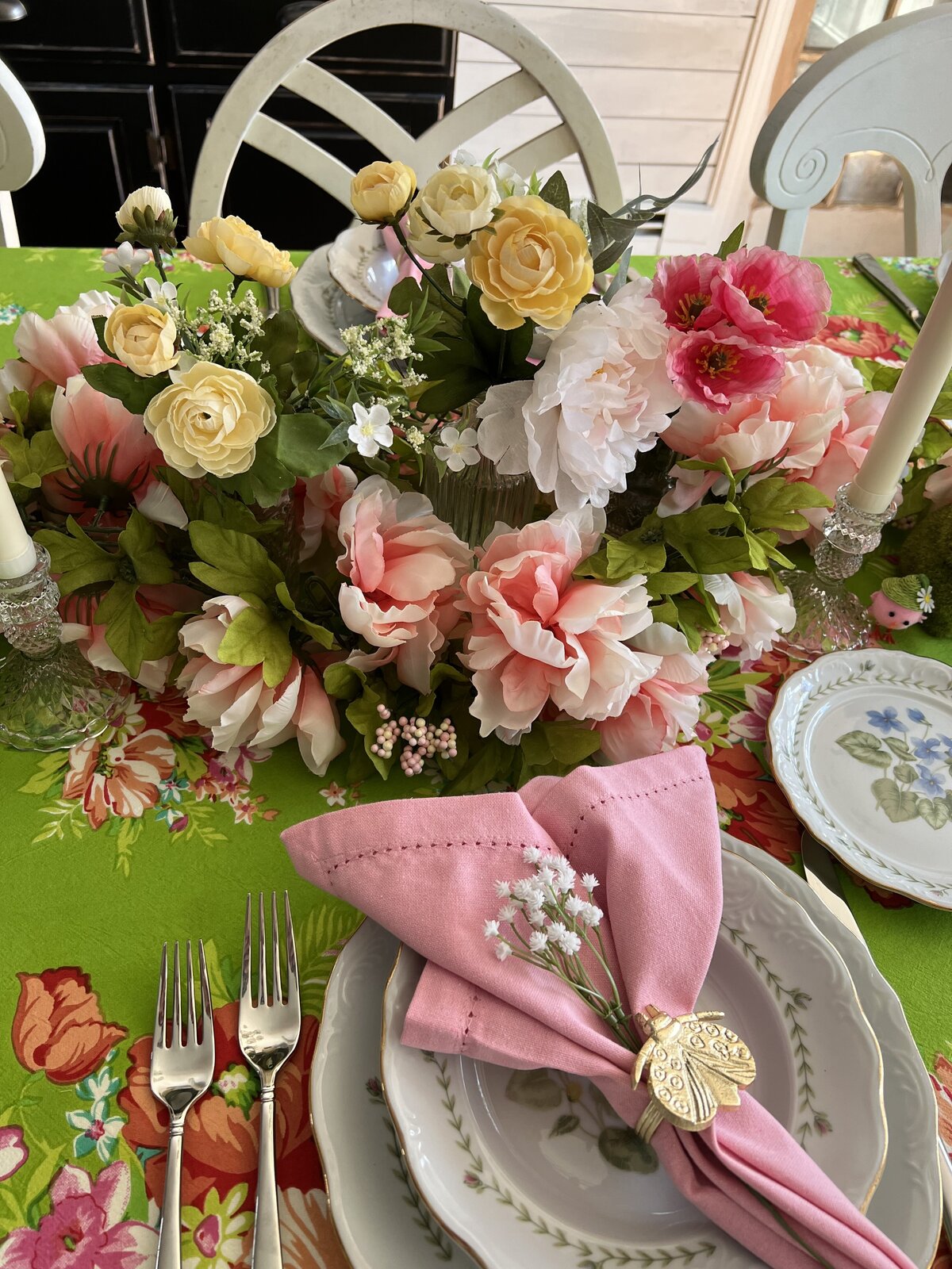 easter tablescape