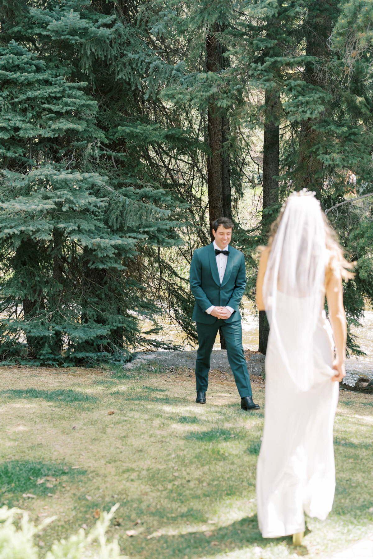 Colorado Mountains First Look © Bonnie Sen Photography