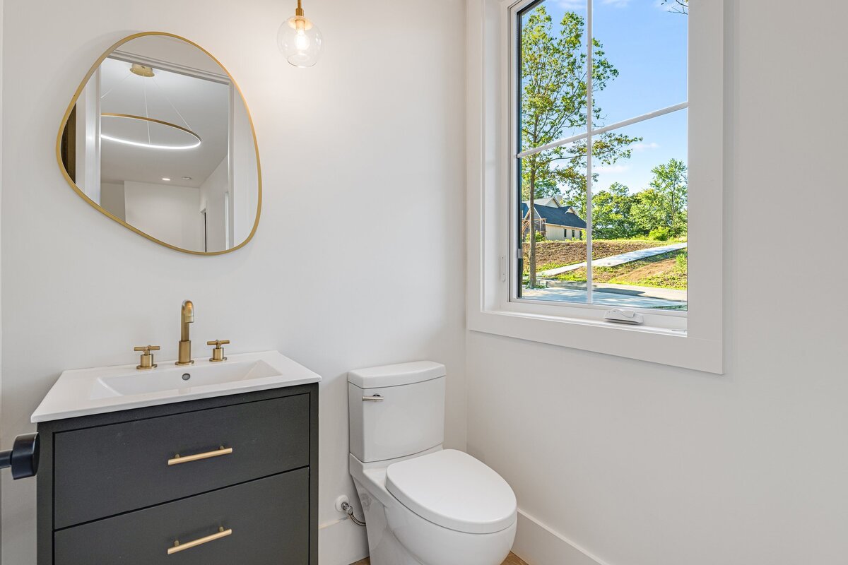 27-web-or-mls-18-baxter-woods-ln