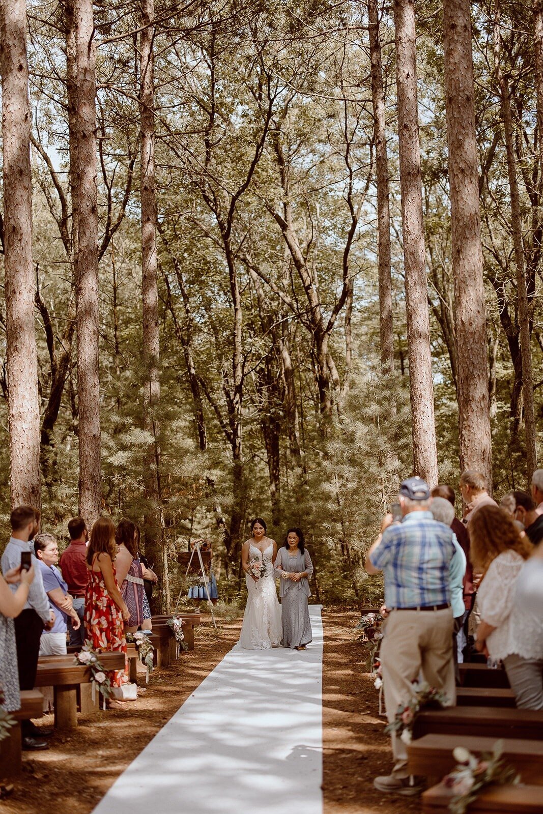 burlap-and-bells-wisconsin-wedding-venue-47
