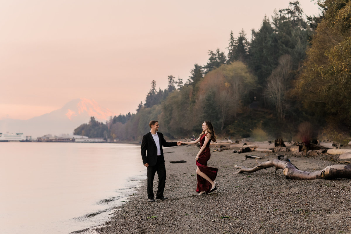 Point-Defiance-Engagement-Session-Tacoma-Wedding-Photographer-44