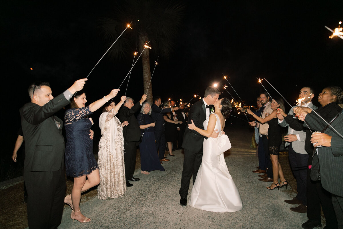 Powell_Oldfield_River_Club_Bluffton_South_Carolina_Beaufort_Savannah_Wedding_Jacksonville_Florida_Devon_Donnahoo_Photography_1389