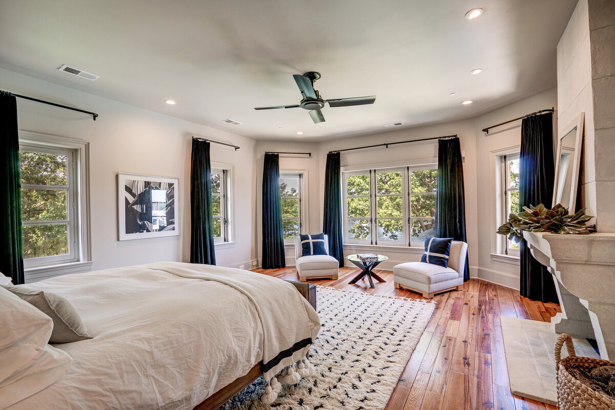 225 wardour dr_0030