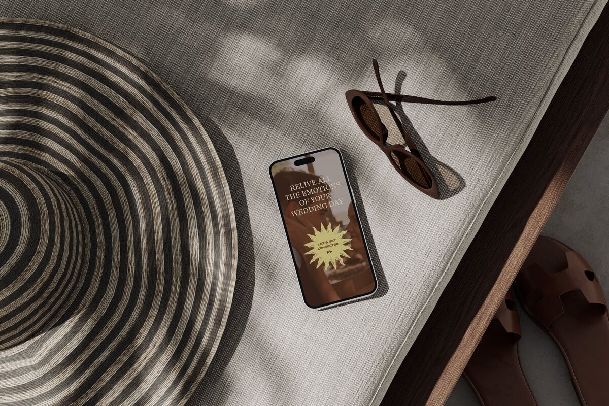 ZE_iPhone-14-Pro_Mockup-2-min